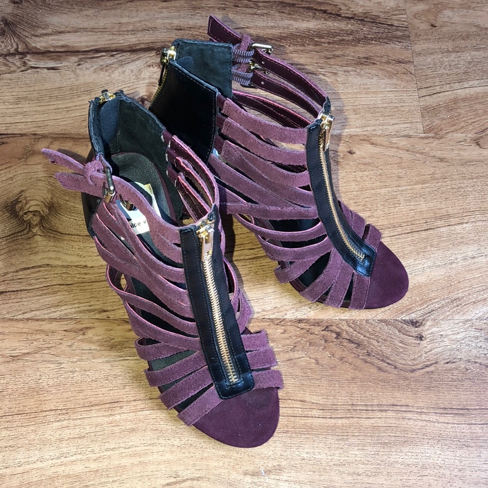 Maroon/Black DV by Dolce Vita Zip Heels Size 6.5